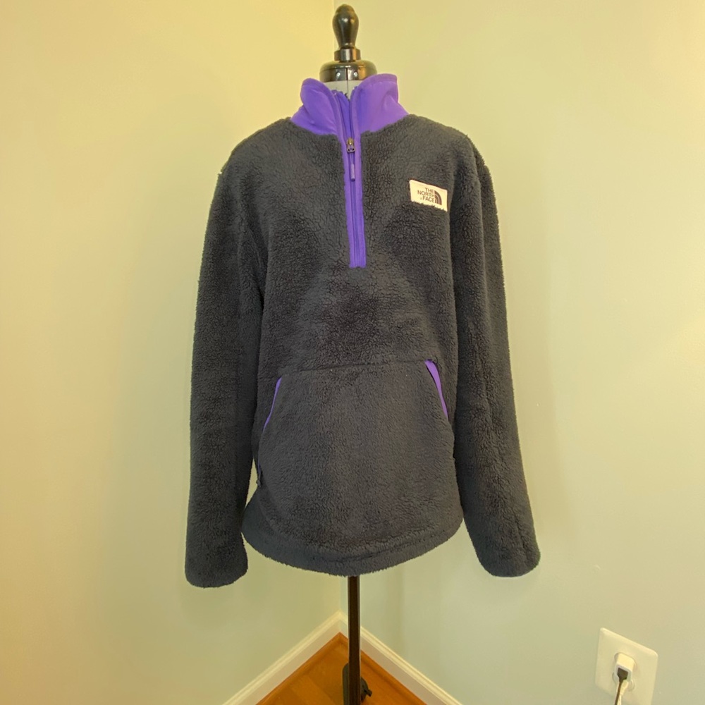 The North Face Campshire QuarterZip Fleece Pullover